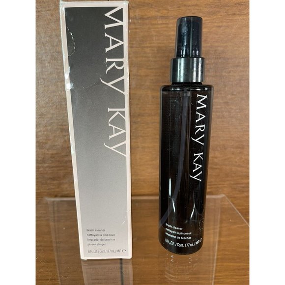 Mary Kay Makeup New In Damaged Box Mary Kay Makeup Brush Cleaner 6